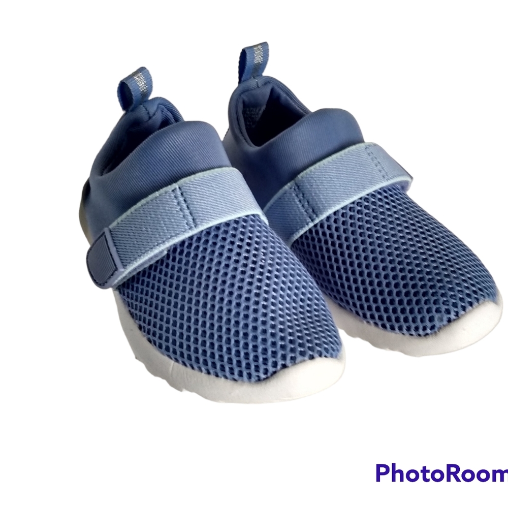 Girls Pull-On light blue Shoes Size 8 NWT